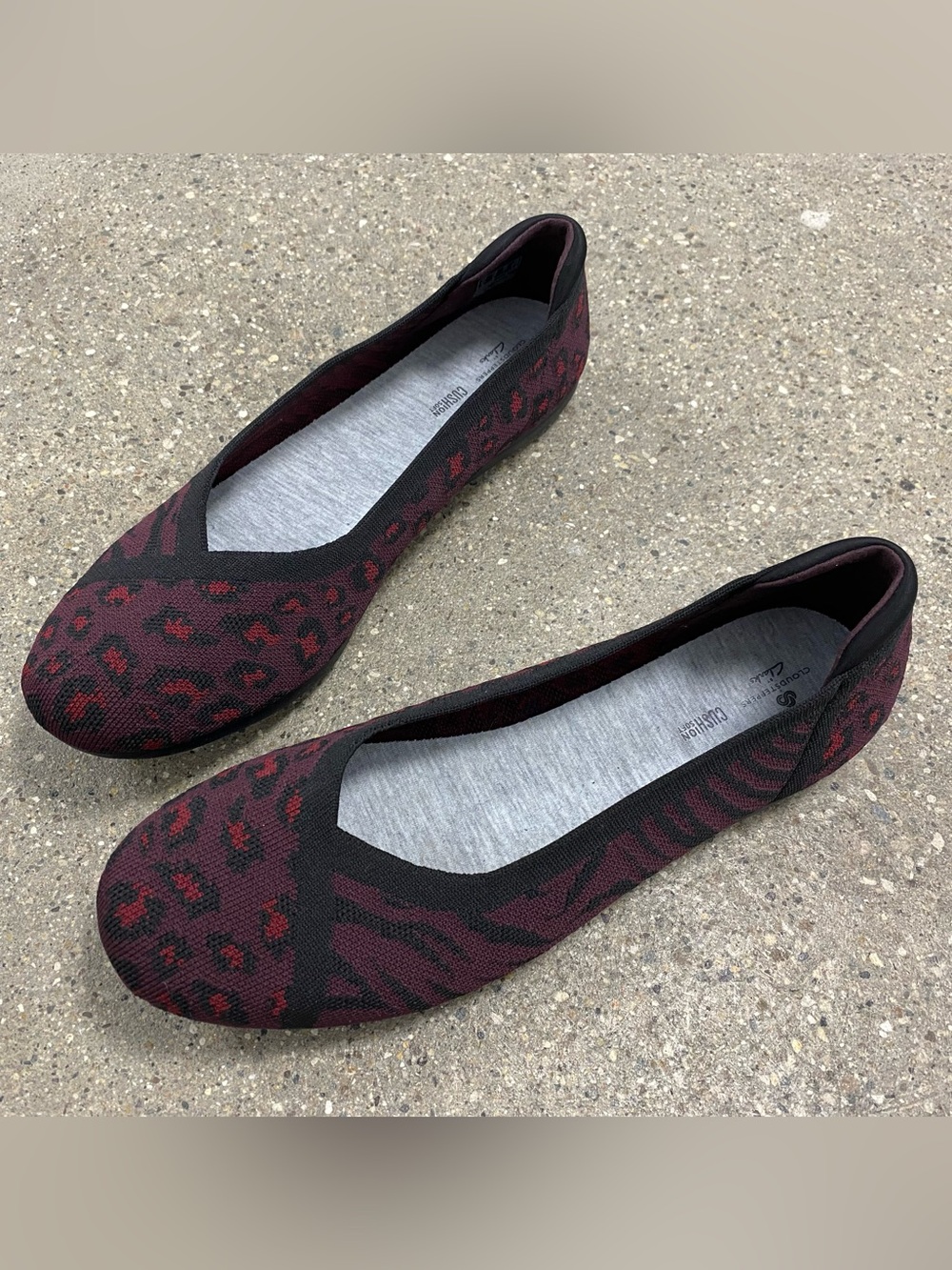NWOB Clarks Carly Wish Knit Ballet Flat Animal Print Knit, size 12